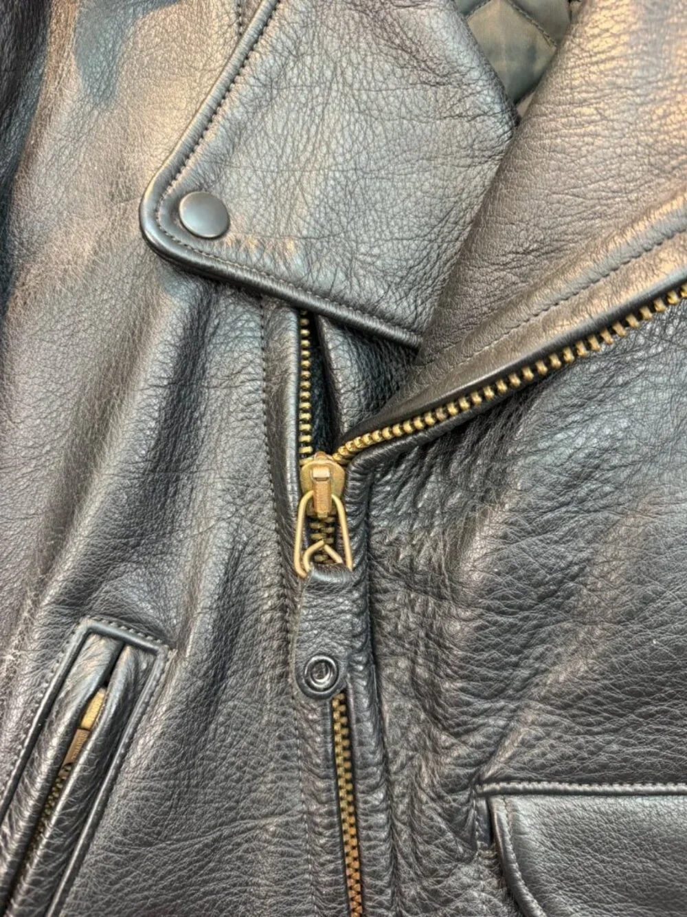 VTG Golden Bear Black Leather Moto Jacket Size 42 Scovill Zipper Quilted Liner